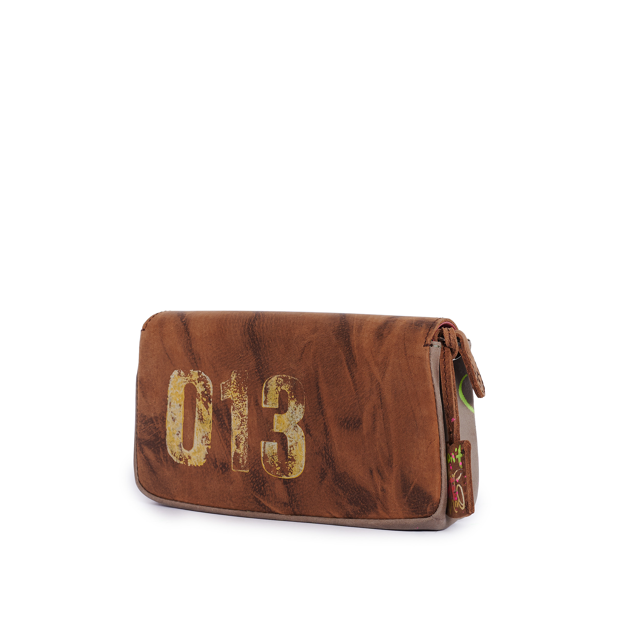 SM-013-CP_18831 SM-013-CP_18831